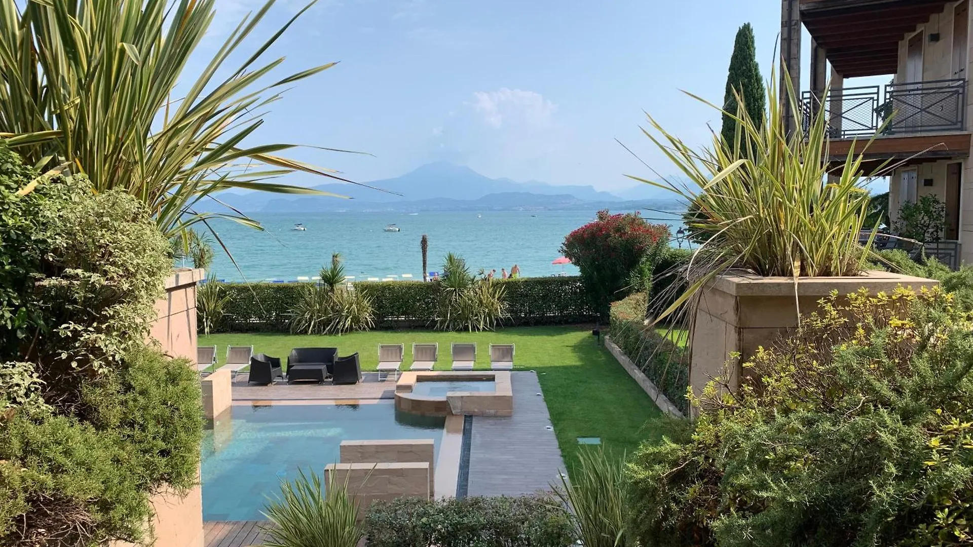 Lake Garda Lovers Luxury Peschiera del Garda Italy